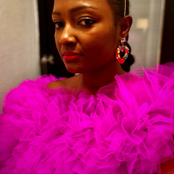 Meet your Posher, Angela - Picture 2 of 2